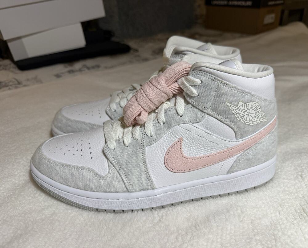 Jordan Air Jordan 1 Mid SE "Light Iron Ore" Women's Sneakers DN4045-001